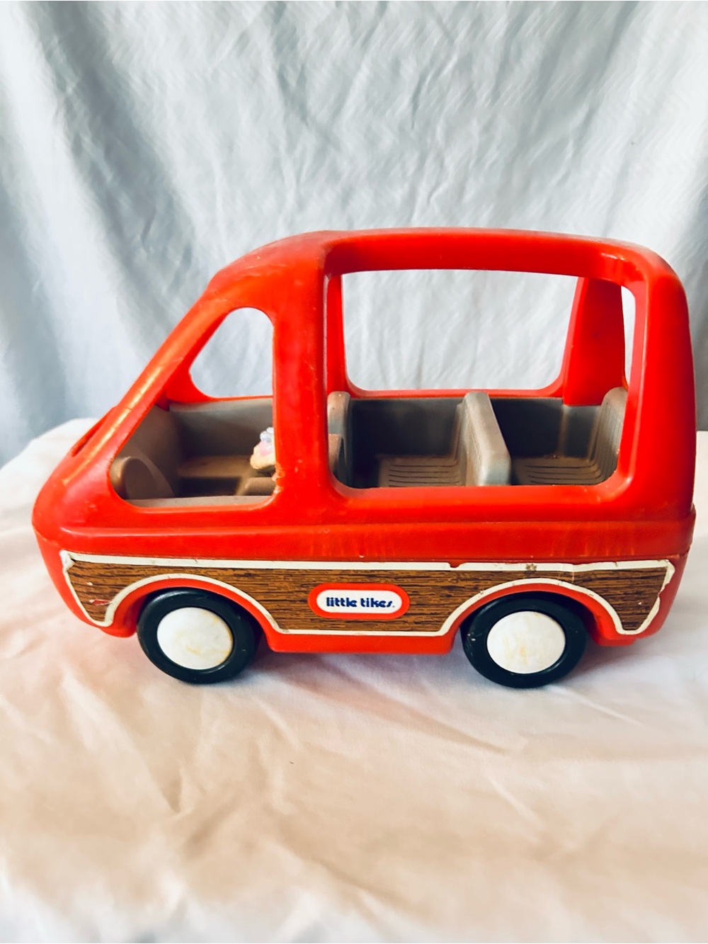 Little Tike van with baby